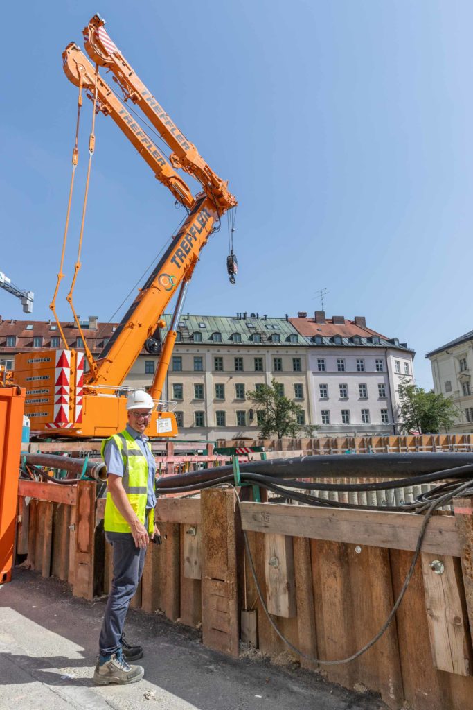 ARBEITEN AUS MÜNCHENER SAMMLUNGEN Datei:Flurstr. 4 Muenchen-1.jpg – Wikipedia