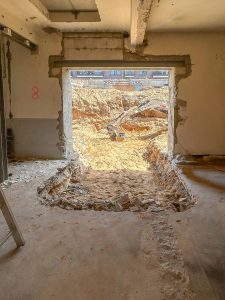 Unsere Kolleg:innen der Abteilung Tragwerksplanung und der Technischen Gebäudeausrüstung sowie der Bauphysik der Seidl & Partner Gesamtplanung GmbH freuen sich nach längerer spannender Planungsphase mit Schwerpunkt auf „Bauen im Bestand“ über den Rohbaustart an der zukünftigen Markthalle.